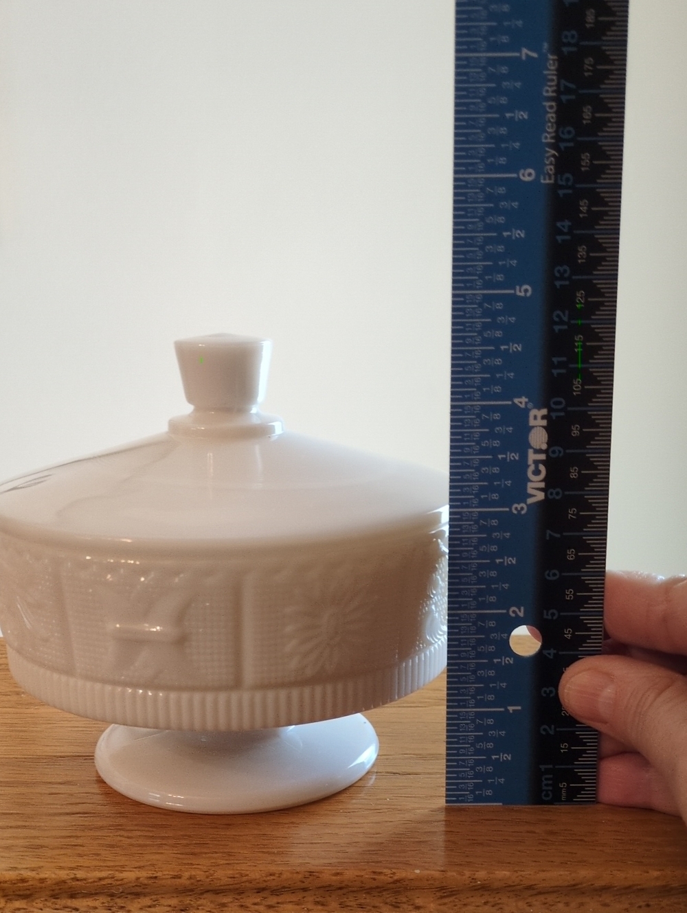 Westmoreland Milk Glass Princess Feather Candy or Jelly Dish with Lid. RARE - Picture 6 of 6